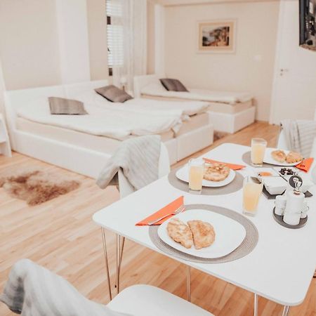 Shkodra Apartment With Amazing View In The City Center Zewnętrze zdjęcie