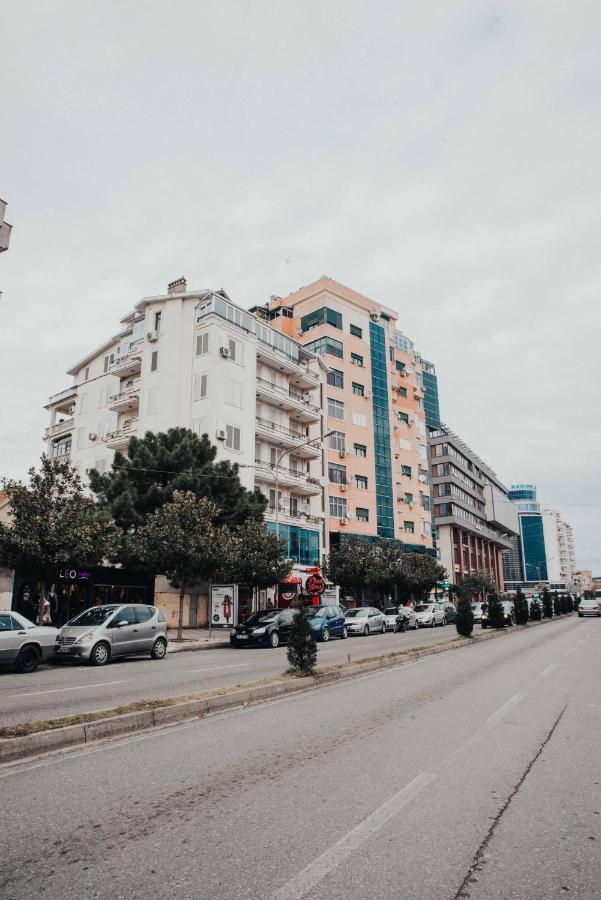 Shkodra Apartment With Amazing View In The City Center Zewnętrze zdjęcie